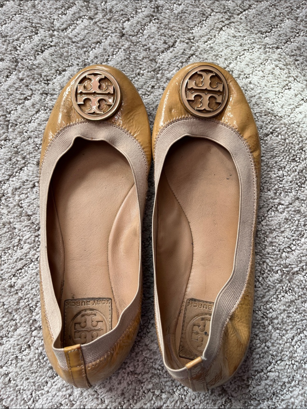 Tory Burch Patent Leather Ballet Flats Tan with Gold - Picture 3 of 5